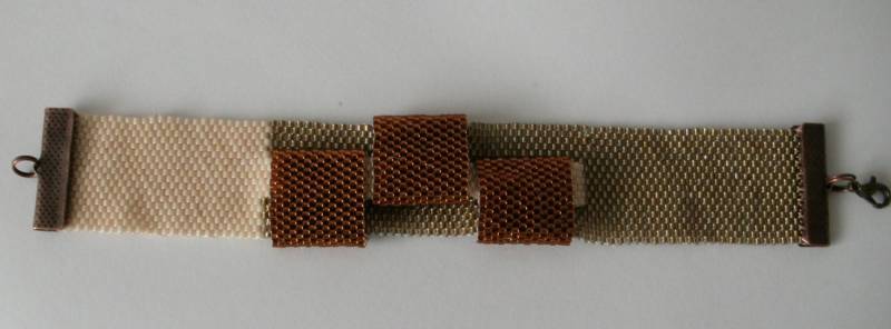Perlen-Korb-Web-Farbblock-Armband Perlen-Korb-Web-Farbblock-Armband von grazynae