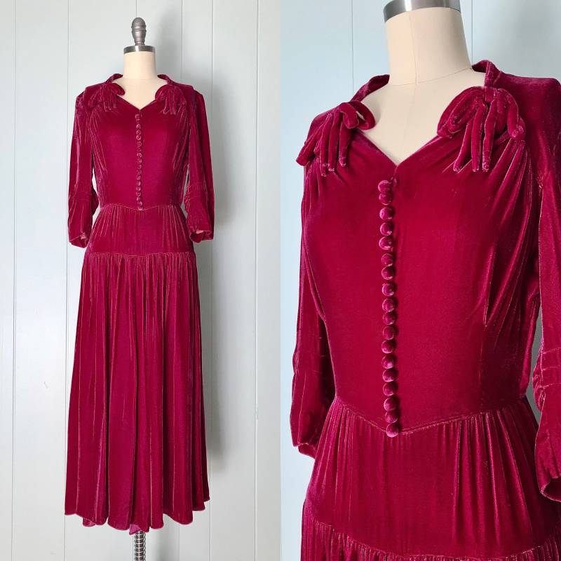 1940Er Jahre Himbeerrosa Samt Cocktailkleid | 40Er Faltenrock Partykleid Vintage Bögen Abendkleid S von greatglenvintage