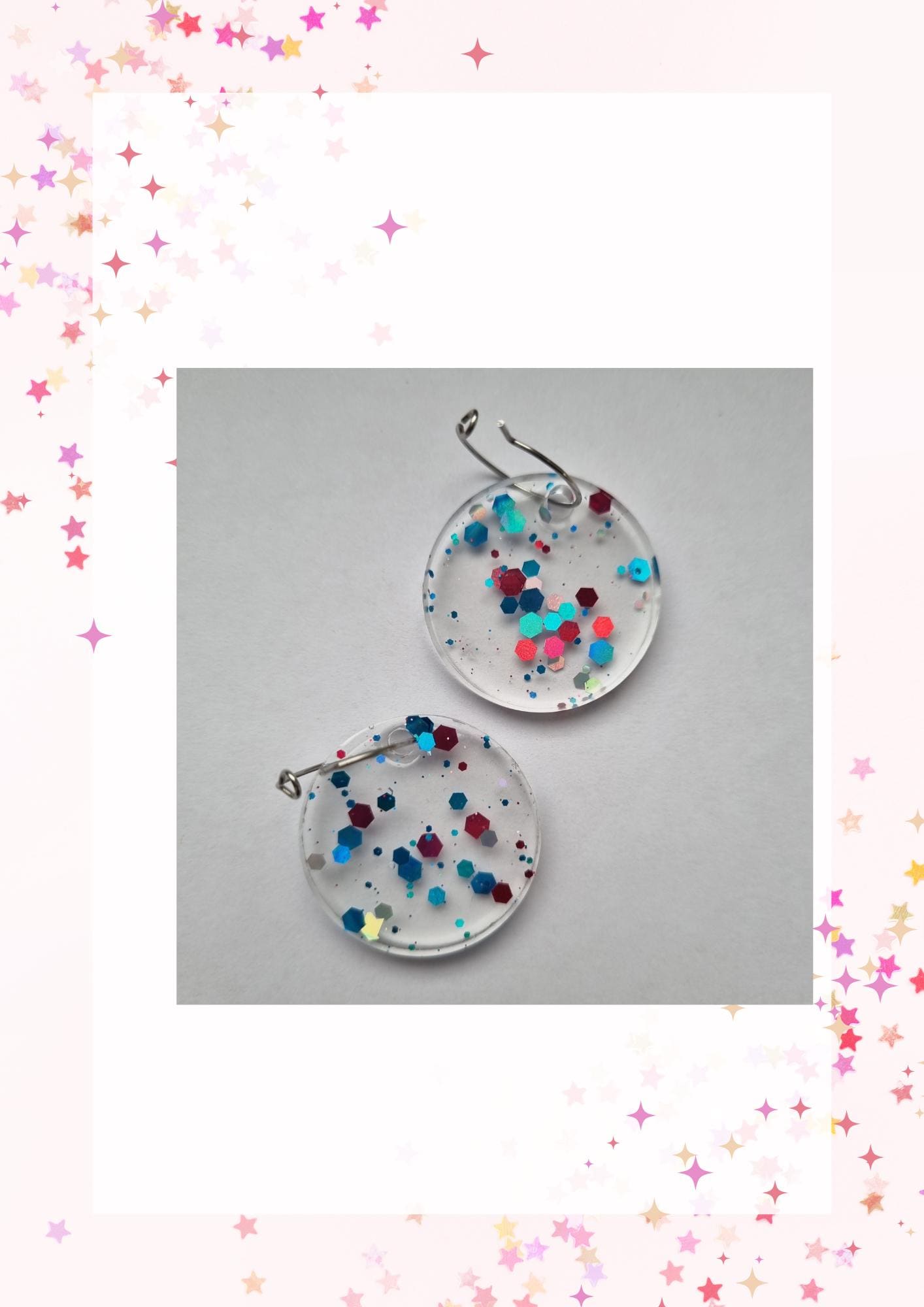 Runde Ohrringe Aus Harz Mit Glitzer. Handgemacht. Resin Schmuck . Geschenk Für Sie. Transparente Anhänger Chir. Edelstahl Creole Runde Ohrringe Aus Harz Mit Glitzer. Handgemacht. Resin Schmuck . Geschenk Für Sie. Transparente Anhänger Chir. Edelstahl Creole von grossARTtiger