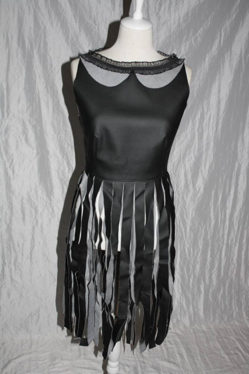 Überkleid [Brave - Fransen] Aus Leder in Gr.38 Mit Passendem Halsband von grotesqueandchaotic