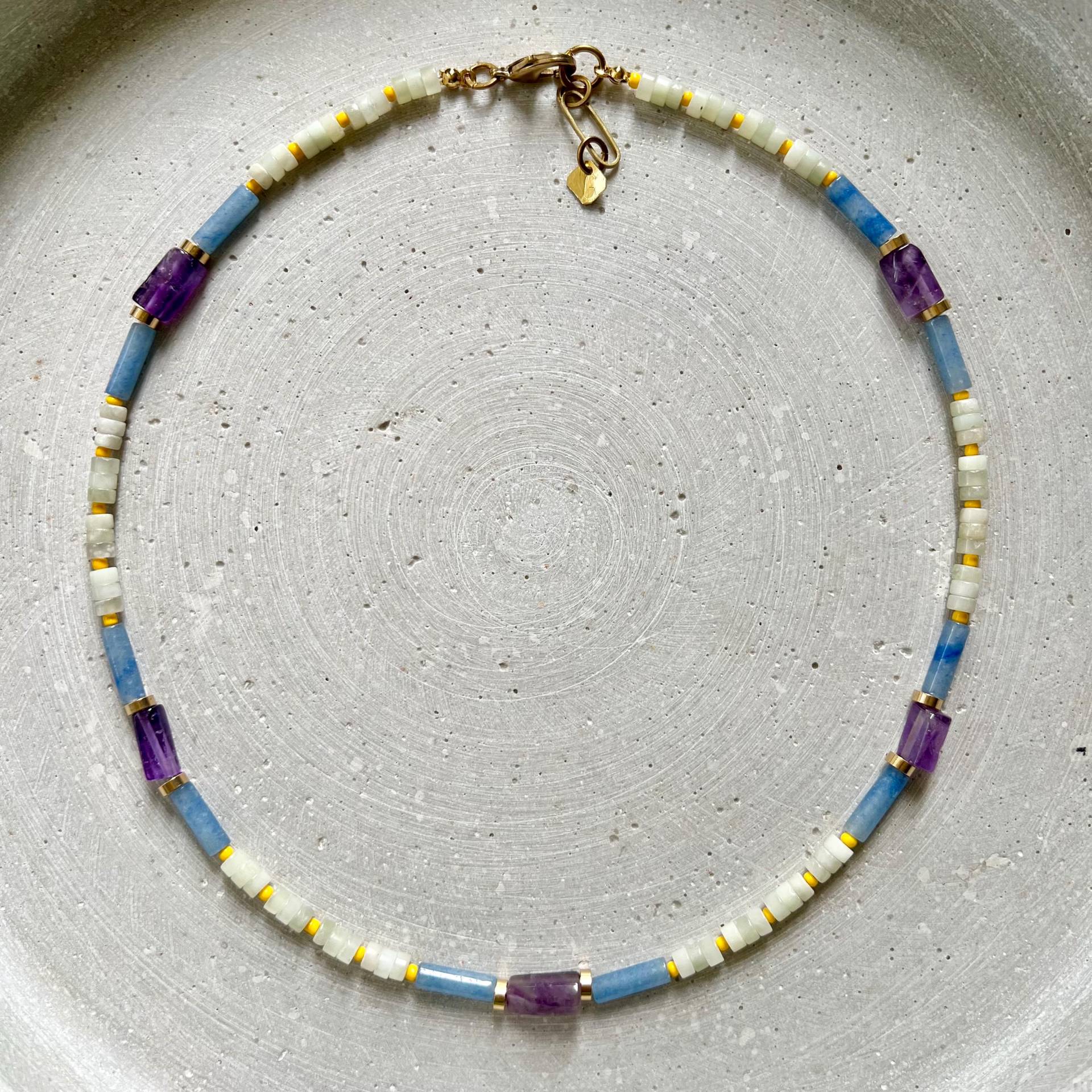 Amethyst Und Jade Halskette, Bunt Gemischte Schmuckstein Kette Mit Naturstein Perlen Glasperlen Amethyst Und Jade Halskette, Bunt Gemischte Schmuckstein Kette Mit Naturstein Perlen Glasperlen von gudbling