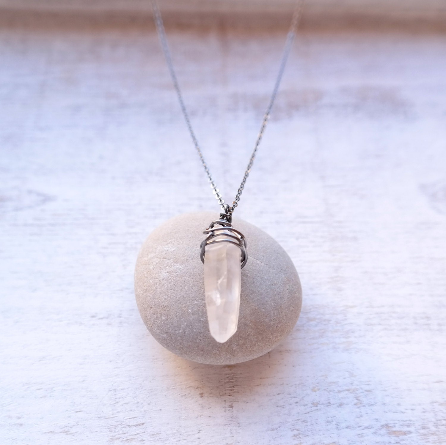 Lange Bergkristallkette Lange Bergkristallkette von gypsysouljewellery