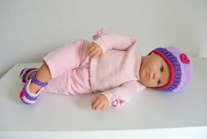 Babyset 0-3 Monate Mütze Und Ballerinas von haekelliebeisadora