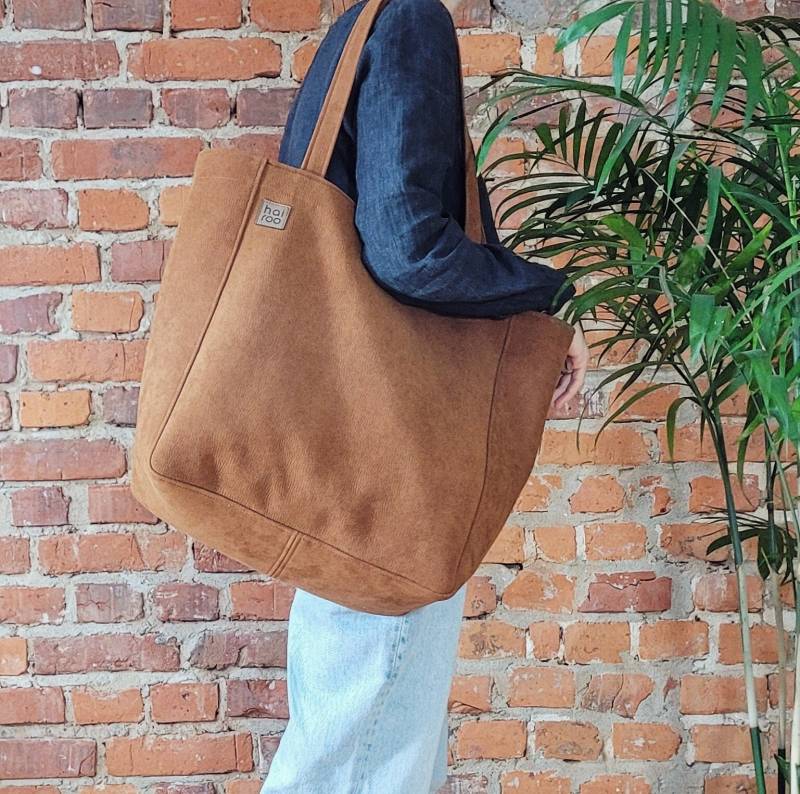 Übergroße Russet Tote, Wasserdichte Vegan Nubuck Schultertasche, Jeden Tag Slouchy Handtasche von hairoo