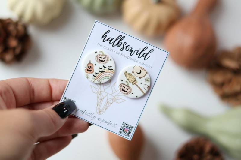 Halloween Ohrstecker, Ohrringe Mit Kürbis, Halloween, Süße Ohrringe, Runde Geschenk Für Freundin, Clay Earrin von halbsowild