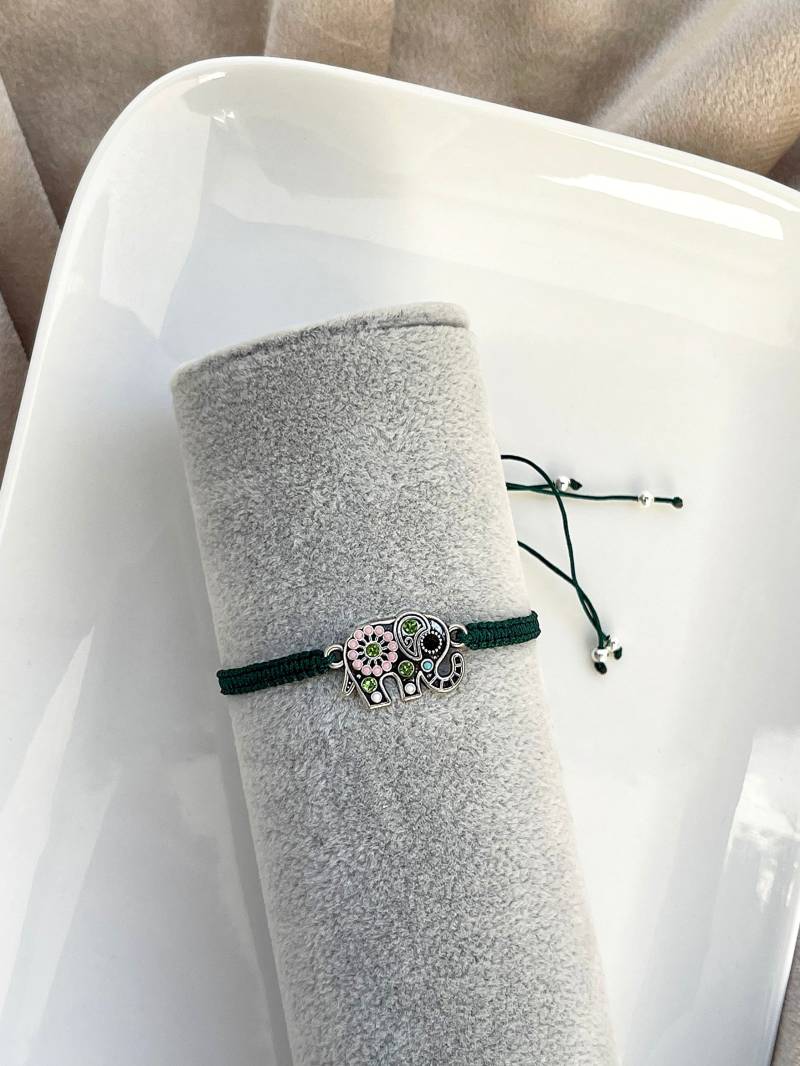 Makramee Armband Mit Elefanten Charm von handmadeJewelleery