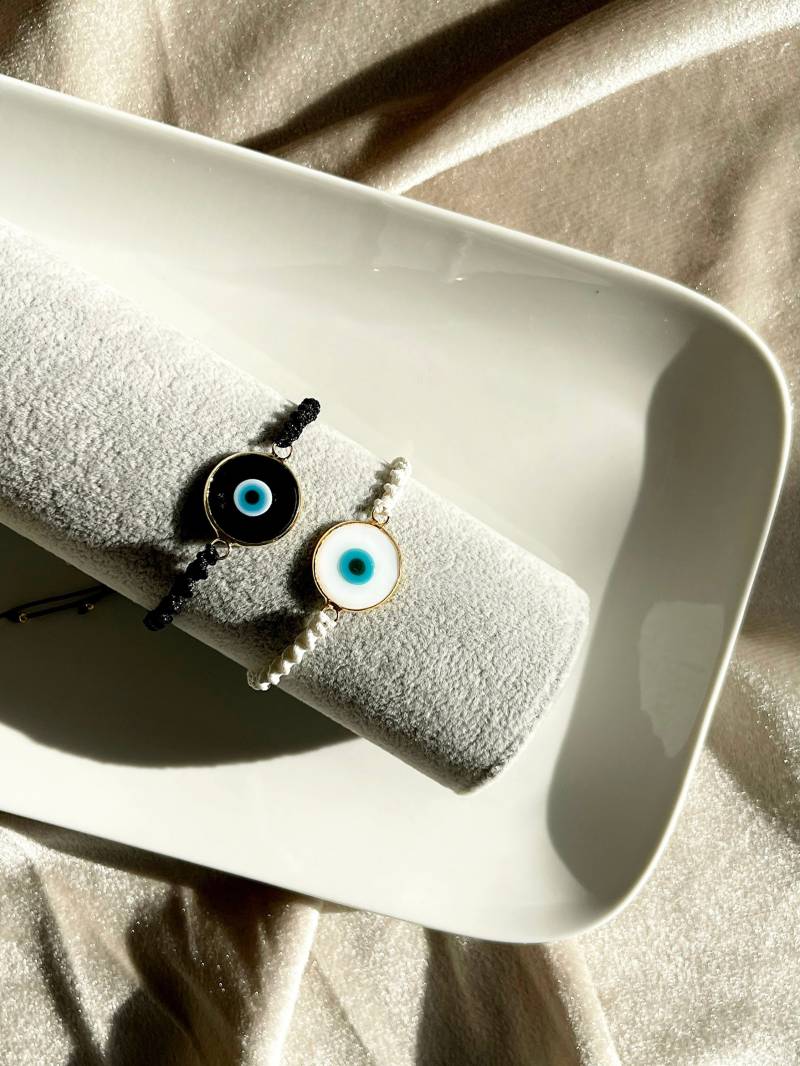 Makramee Armband Mit Nazar Augen Charm von handmadeJewelleery