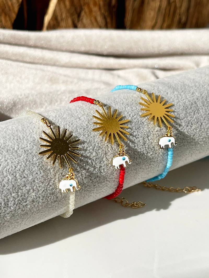 Perlenarmband Mit Charm Und Nazar Elefanten Anhänger von handmadeJewelleery