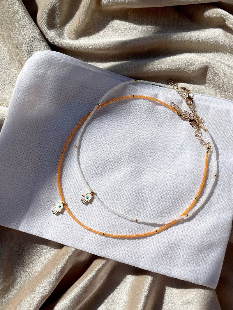 Perlenkette Mit Nazar Hand Charm von handmadeJewelleery
