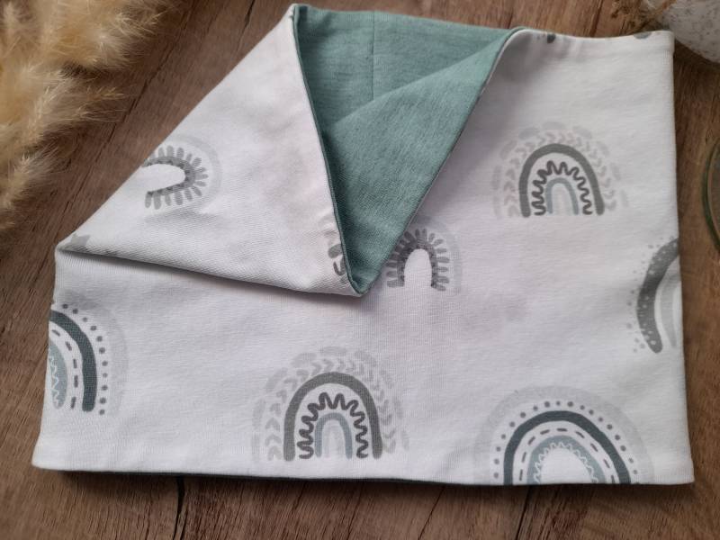 Loop Loopschal Schal Kinderschal Schlupfschal Rundschal Halssocke Mit Regenbogen in Grün von handmadebyalexK