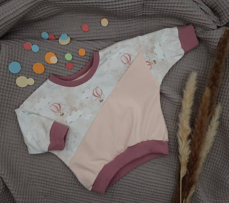 Oversized Sweater/Pullover Junge, Mädchen Mit Heißluftballons von handmadebyalexK