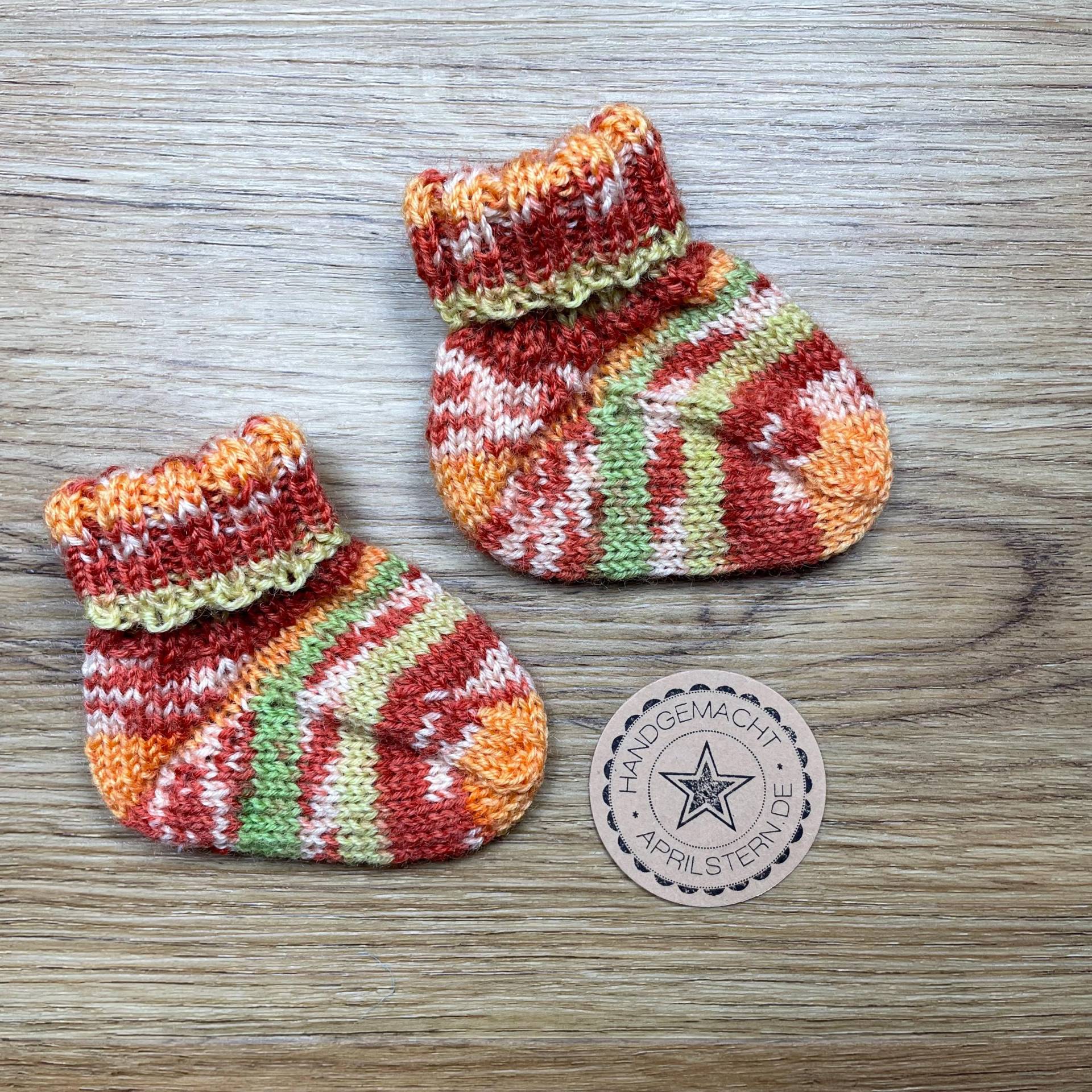 Babysocken Bunt Gestrickt Baby Wollsocken Geschenk Geburt von handmadebyhe84