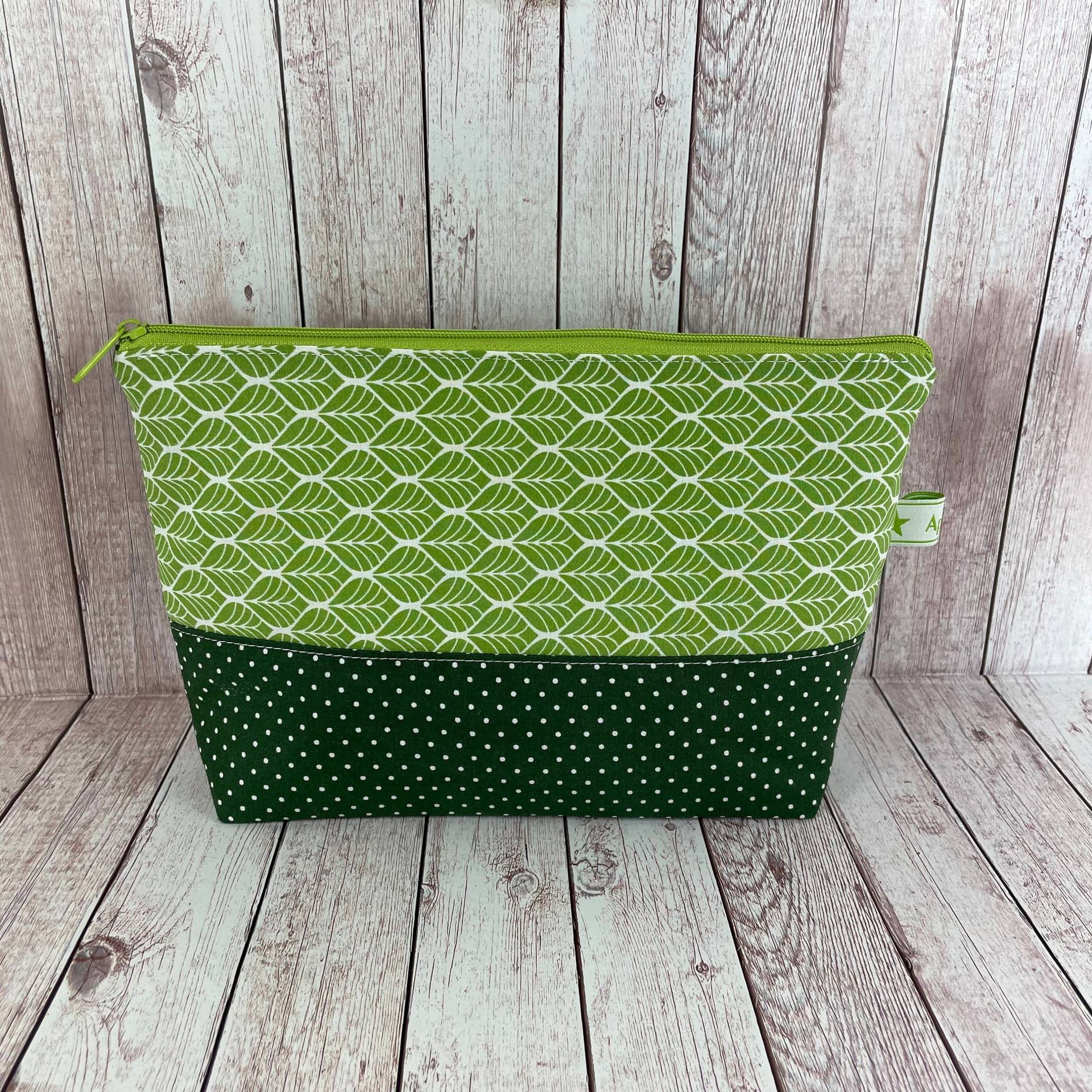 Kosmetiktasche Groß, Kulturtasche Mädchen, Kulturbeutel Kinder, Mädchenkram Tasche, Waschbeutel Grün von handmadebyhe84