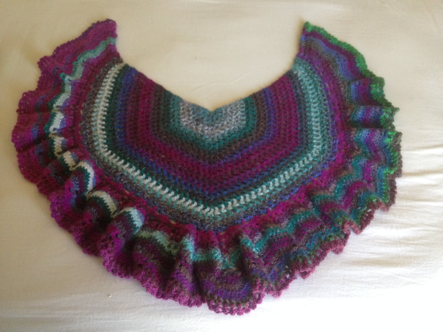 Hand Gehäkelt Schal Hand Gehäkelt Schal von handmadestudio11