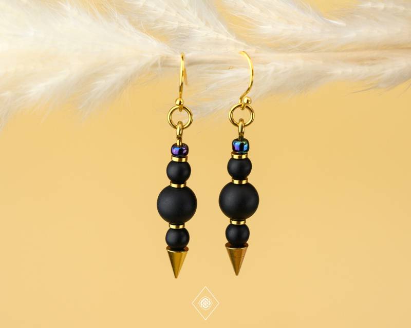 Handvollendet Black Pearl Pointed Cone - Ohrringe Handvollendet Black Pearl Pointed Cone - Ohrringe von handvollendet