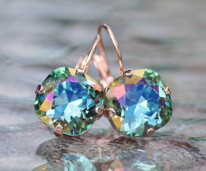Begrenzte Meer Blau Grün Swarovski Strass Kissen Ohrring, Rose Gold Abgerundetes Quadrat, Lever Back, Aqua Lemon Crystal von hangingbyathread1