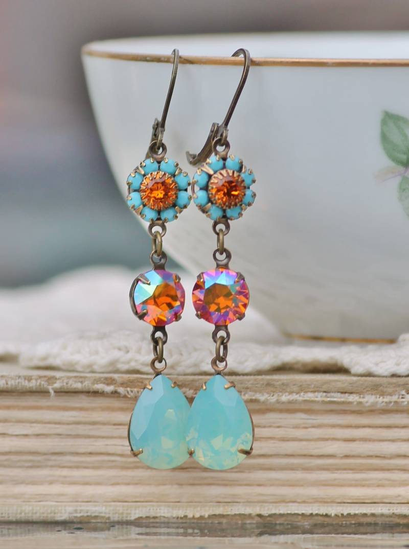 Swarovski Pacific Opal & Tangerine Lange Hängeohrringe, Blumen-Blumen-Verbindungs-Ohrringe, Antikes Messing Mit Drei Steinen, Kristall Strass von hangingbyathread1