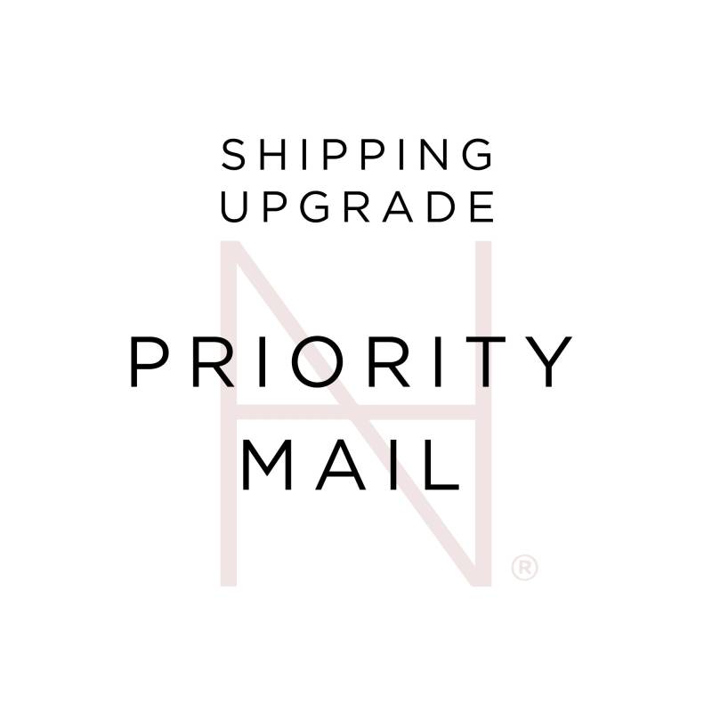 Internationales Priority Post-Versand-Upgrade Vom Standardversand von hannahnaomi