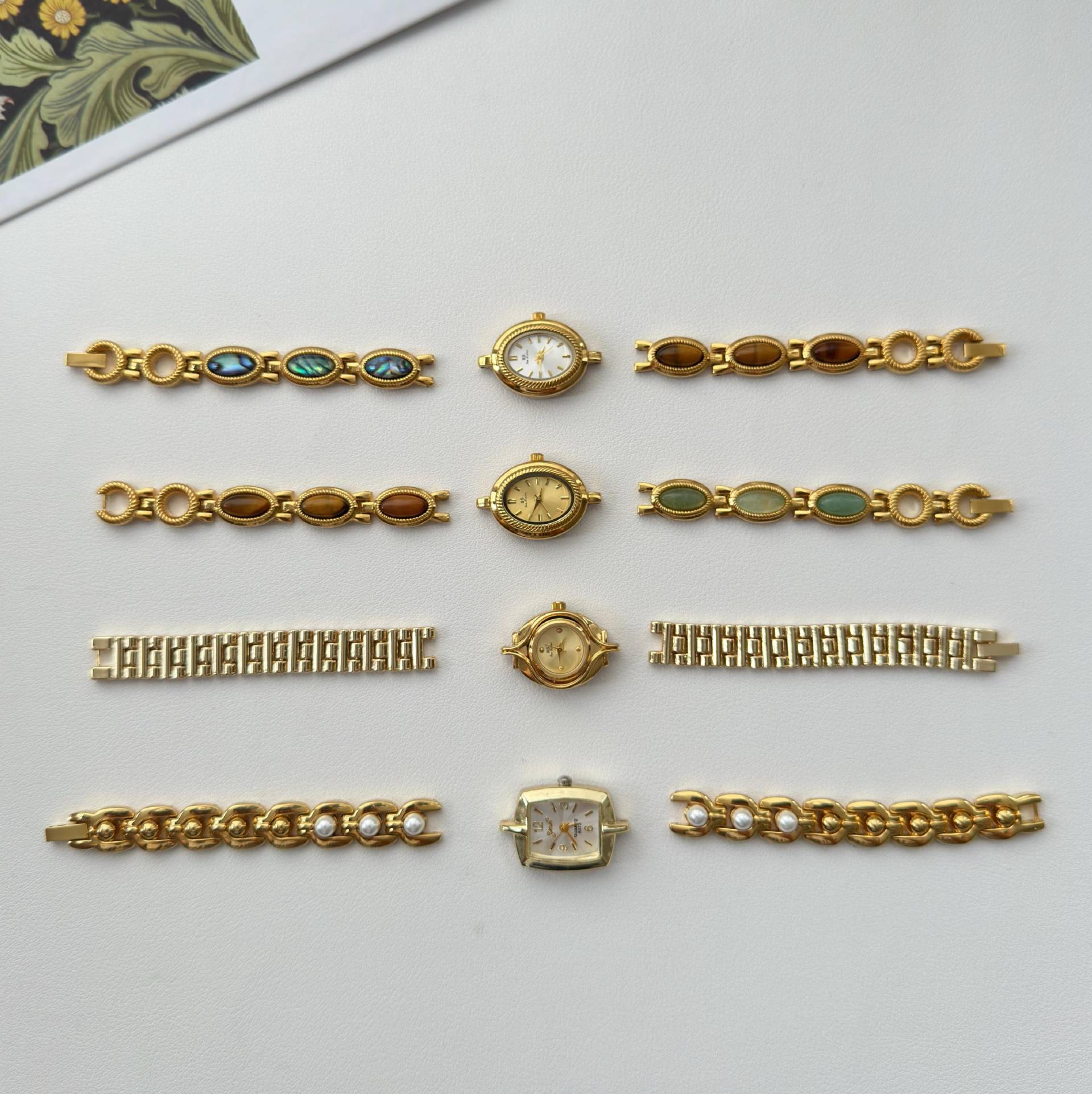 Benutzerdefinierte Gold Edelstein Uhr Armband, Personalisierung Vintage Armbanduhr Mit Natursteinen, Retro Oval Zifferblatt Armbanduhr, Mode Geschenk Benutzerdefinierte Gold Edelstein Uhr Armband, Personalisierung Vintage Armbanduhr Mit Natursteinen, Retro Oval Zifferblatt Armbanduhr, Mode Geschenk von hannieestudio