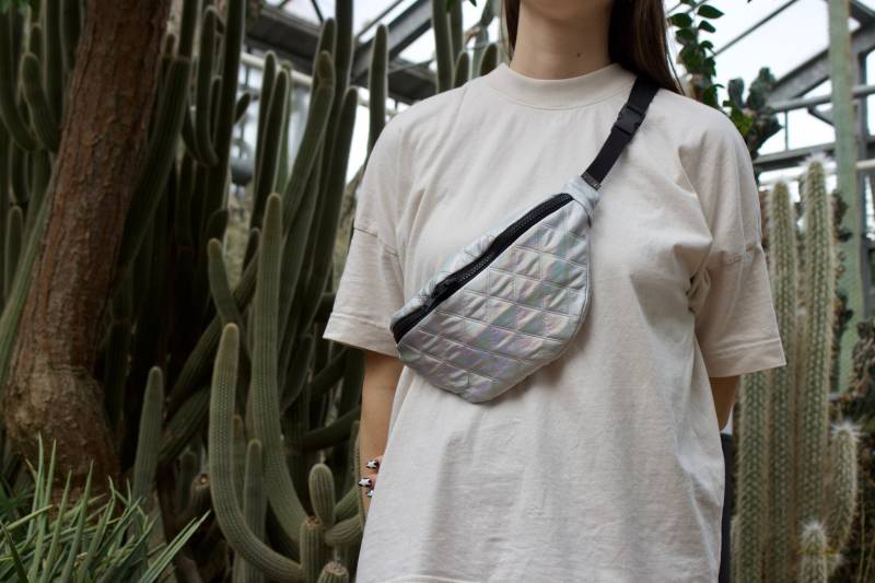 Silber Stepp Stoff Mit Leichtem Holoeffekt - Hannisch von hannisch