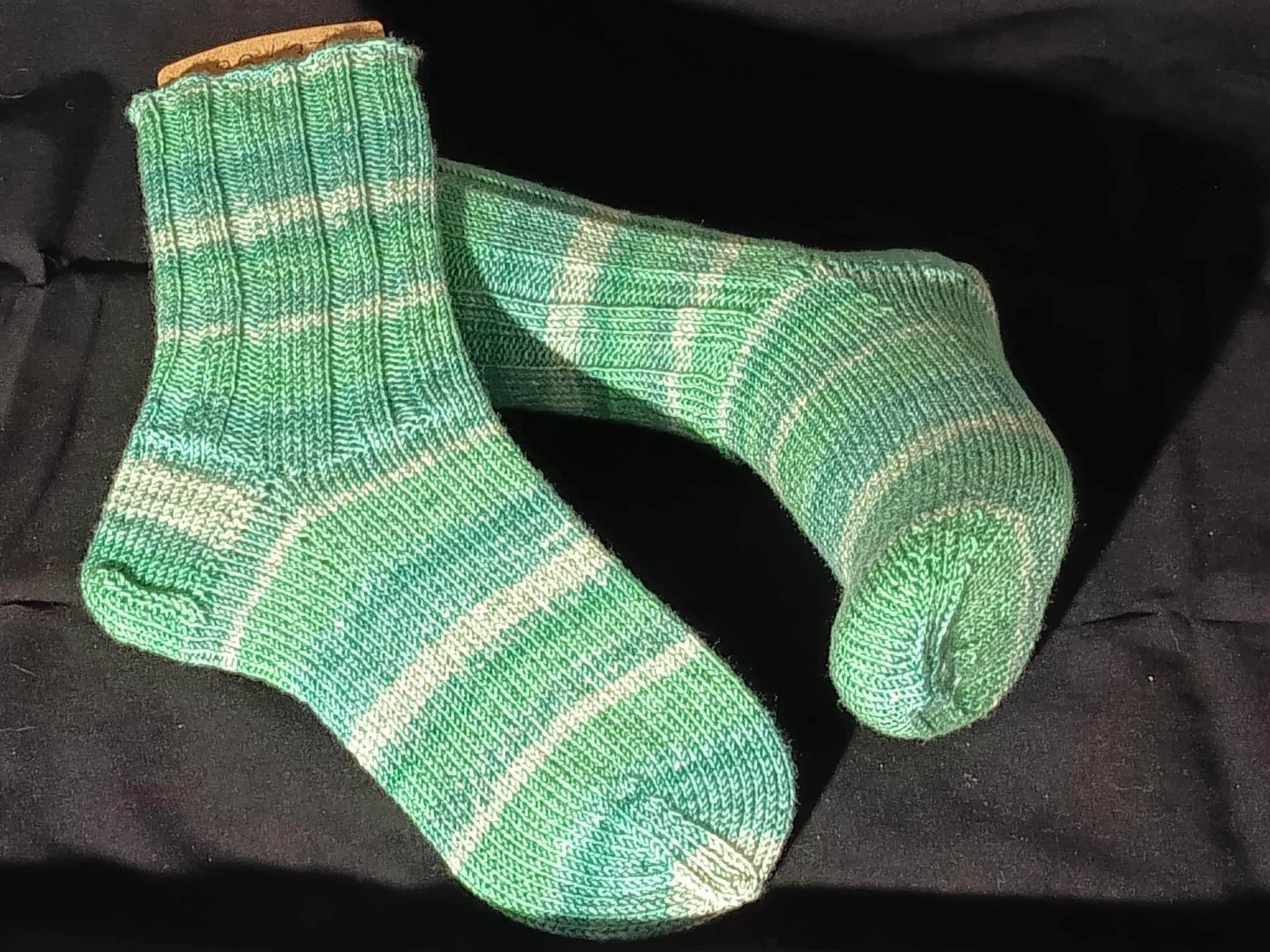 Socken in Gr. 36/37, Wollallergiker Mit Glitzer Effekt, Handgestrickt, Selbstgestrickte Strümpfe, Für Damen, Herren, Unisex von hantgetat