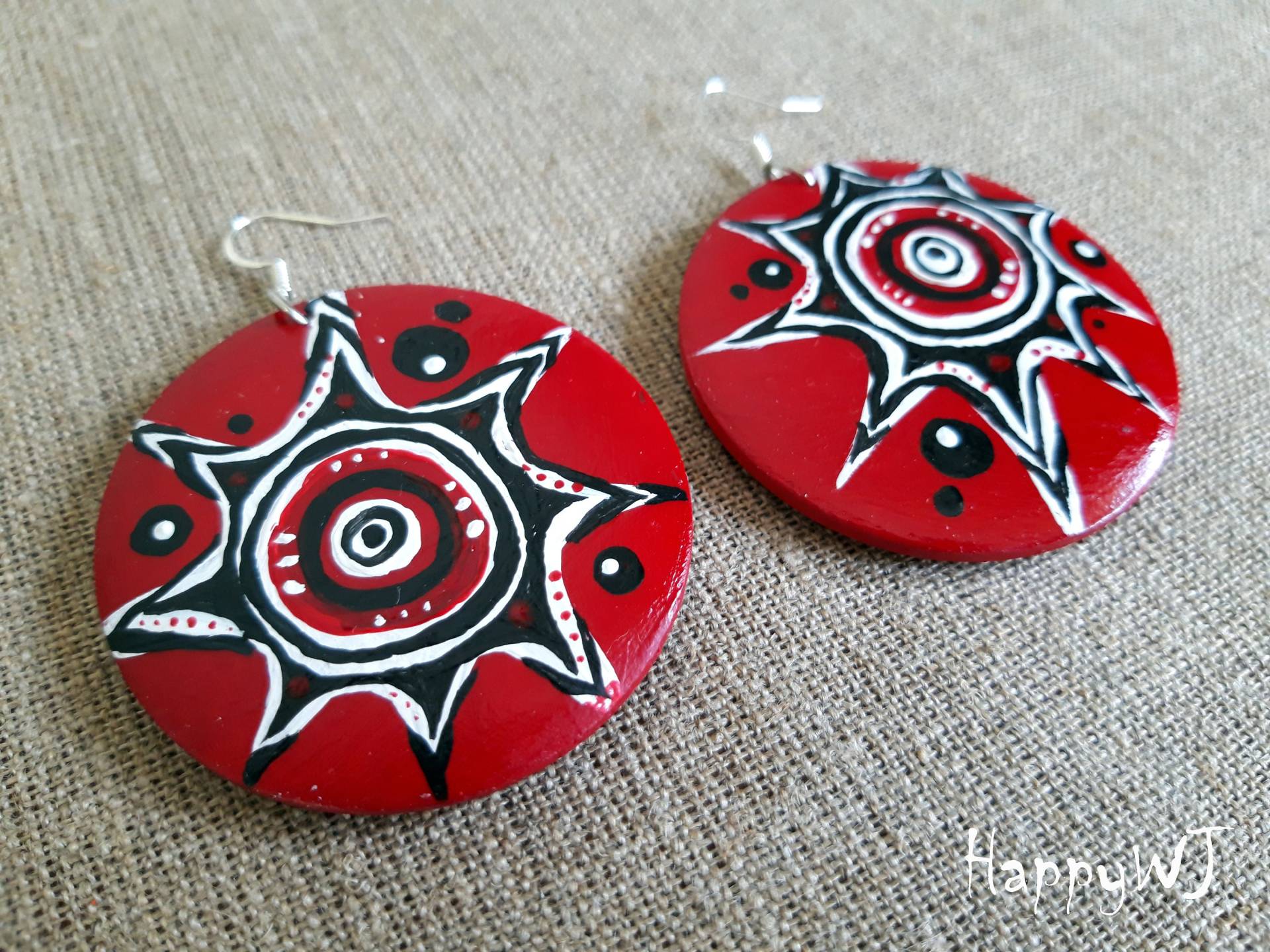 Runde Ohrringe, Boho Rustikale Rote Holzohrringe, Handbemalte Schmuckstücke, Holzschmuck, Bemalte Ohrringe von happyWJ