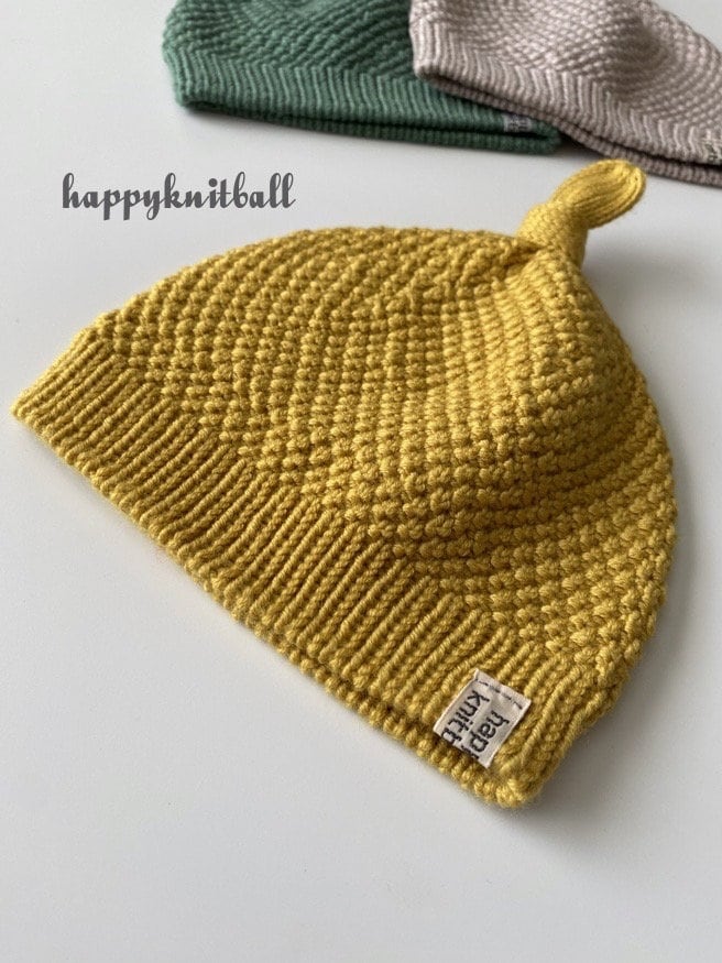 Handgestrickte Baby Mütze Aus Merino Wolle Zopfmuster Wintermütze von happyknitball