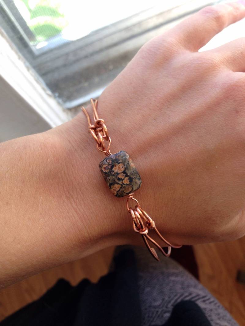 Frauen Geburtstagsgeschenk - Leopard Haut Jaspis Armband Rosa Kristall Armreif Boho Für Frauen Geburtstagsgeschenk - Leopard Haut Jaspis Armband Rosa Kristall Armreif Boho Für von happymedium4eco