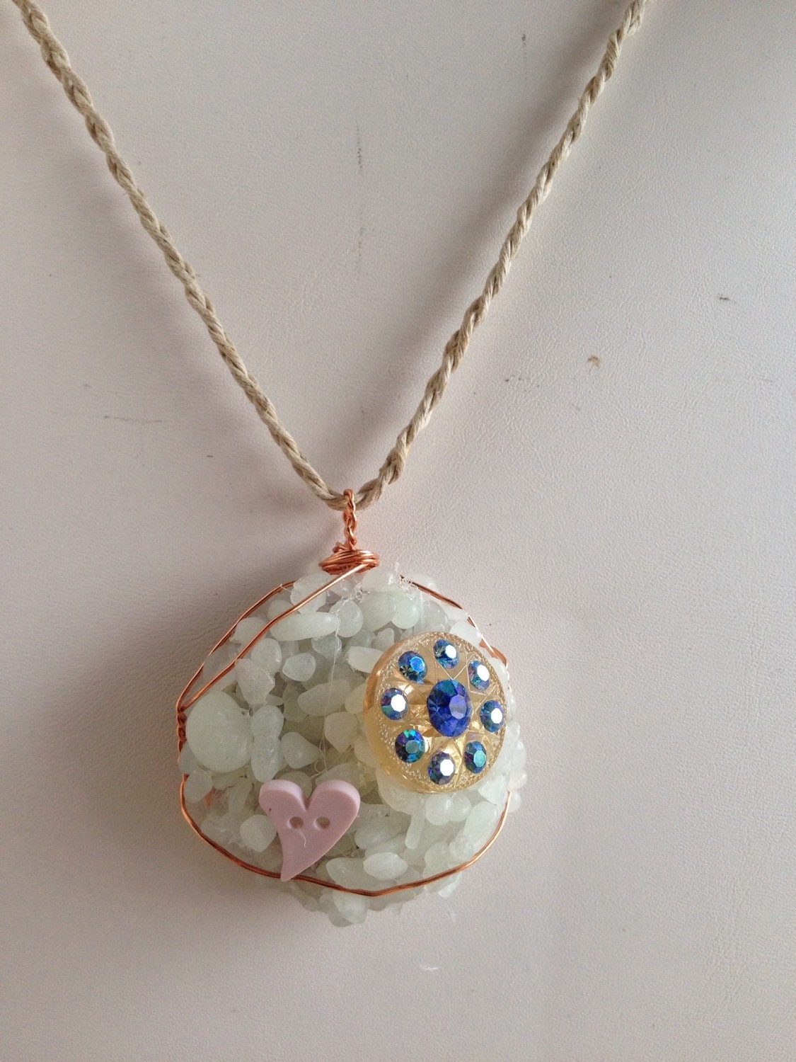 Sale - Glow in The Dark Halskette, Ecofriendly Rave Schmuck, Halskette Mond, Crystal Magic Wire Wrap von happymedium4eco