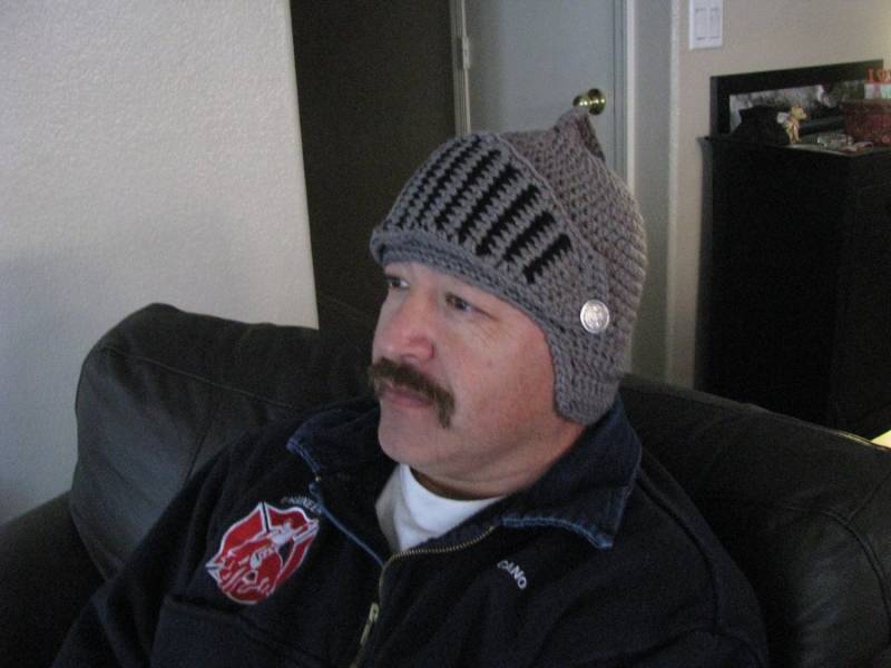 Rüstungsmütze Rüstungsmütze von happystitcheshm