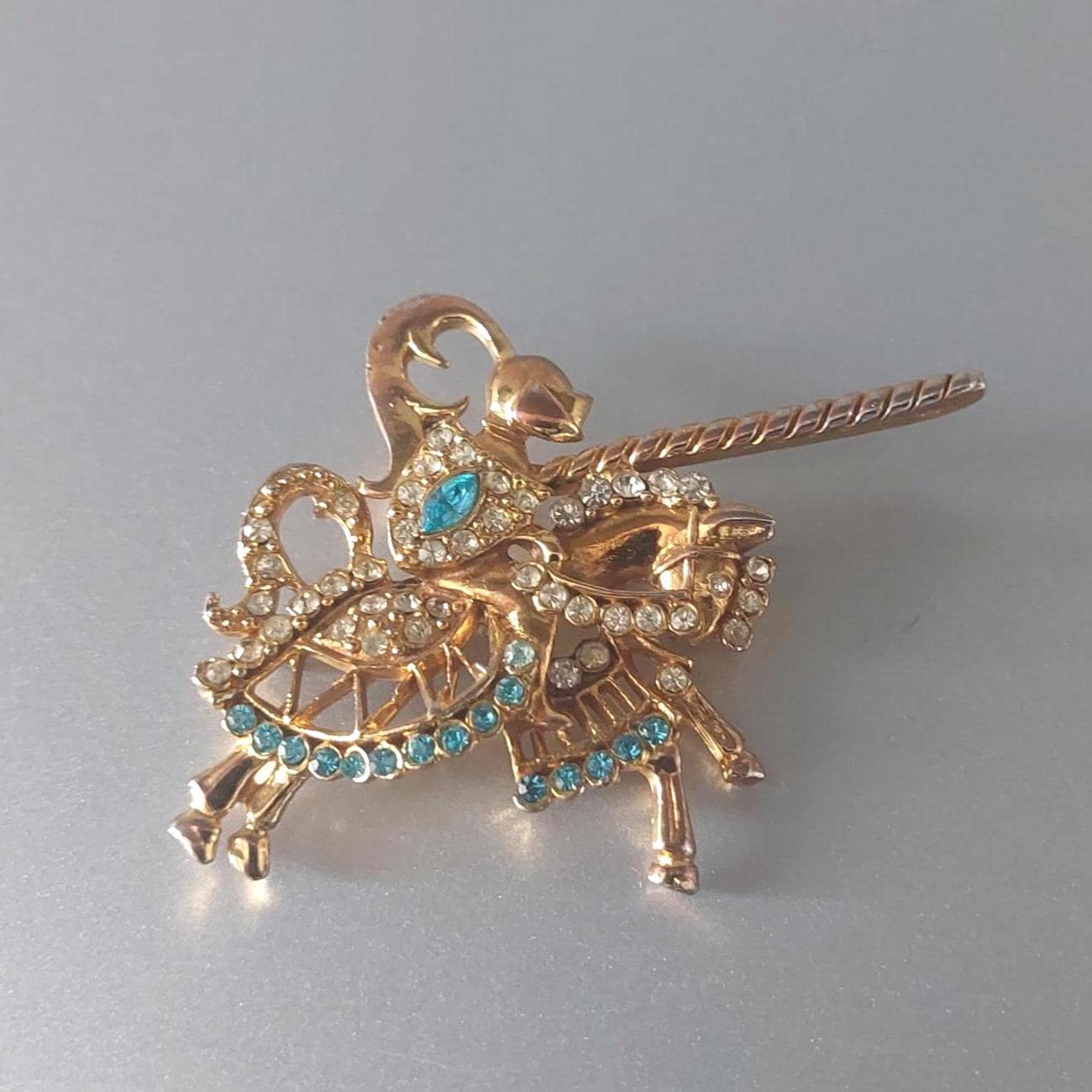 Vintage 1950Er Jahre Brosche Ritter Zu Pferd Mittelalter Geschenk von hard2findstuff