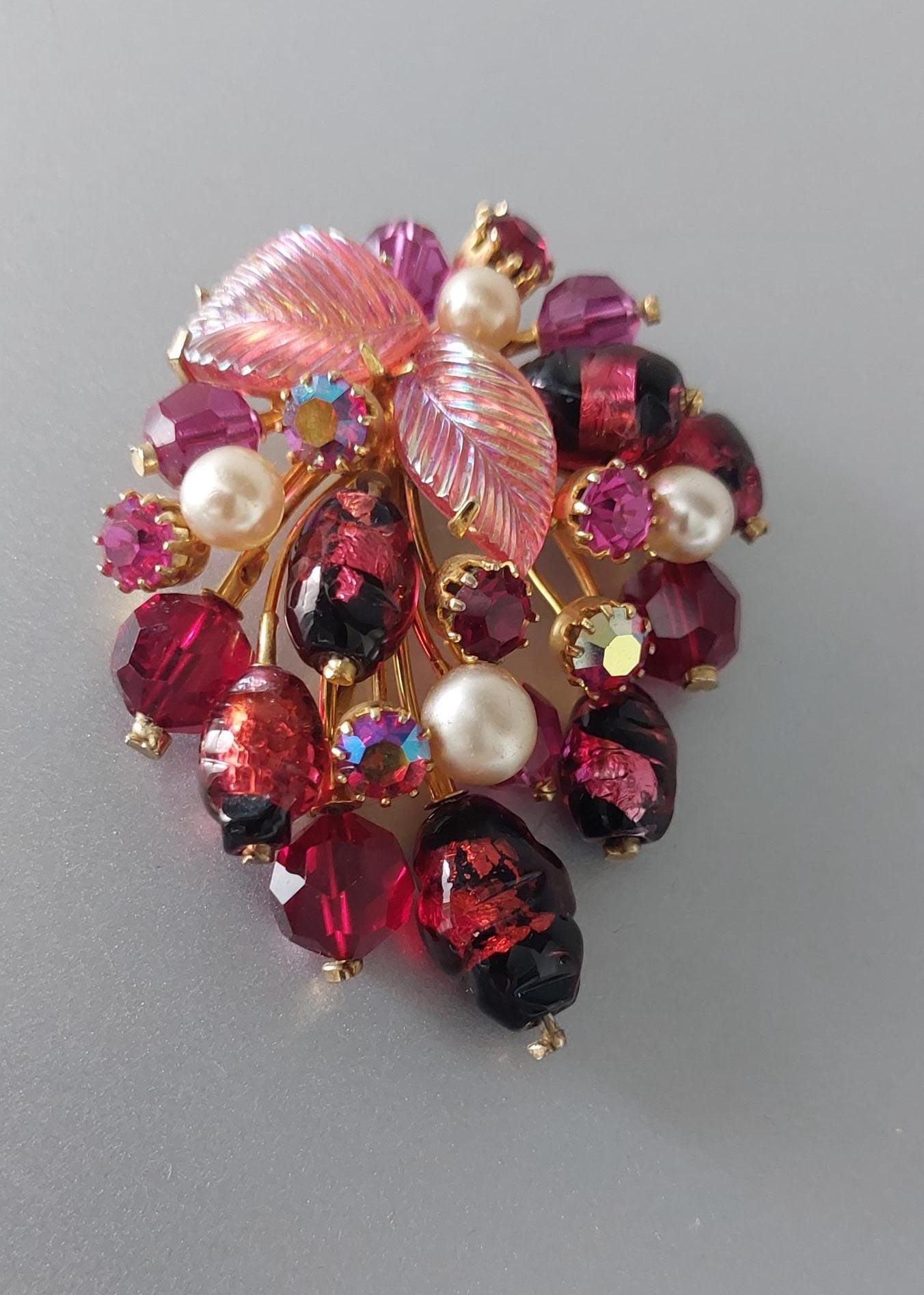 Wunderschöne Vintage Blumen Brosche Multicolor Rot Pink Strass Glas & Kunstperle 6 cm X 5 Geschenk Wunderschöne Vintage Blumen Brosche Multicolor Rot Pink Strass Glas & Kunstperle 6 cm X 5 Geschenk von hard2findstuff