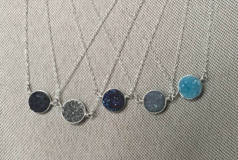 Sterling Silber 10 Mm Druzy Halskette Wählen Sie Ihren Stein Sterling Silber 10 Mm Druzy Halskette Wählen Sie Ihren Stein von harpernorthdesigns