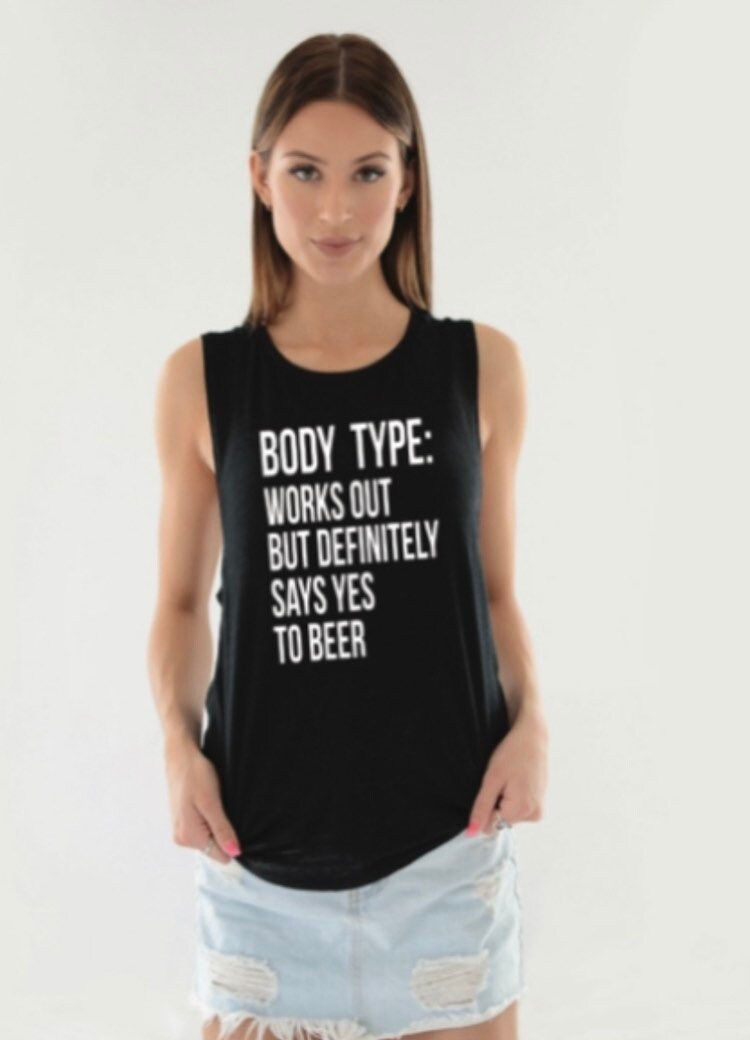 Grafik Tank | Körperbau Workout Weintank Biertank Tacos Frauengrafik von harpsons
