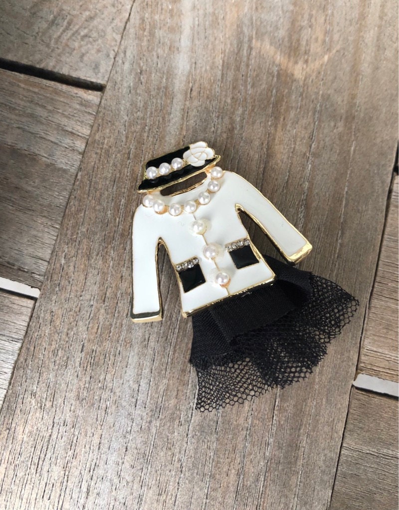 Kleine Metall Brosche Anstecknadel Kleid Schwarz Weiß | 1 Stück von hartmannknoepfe