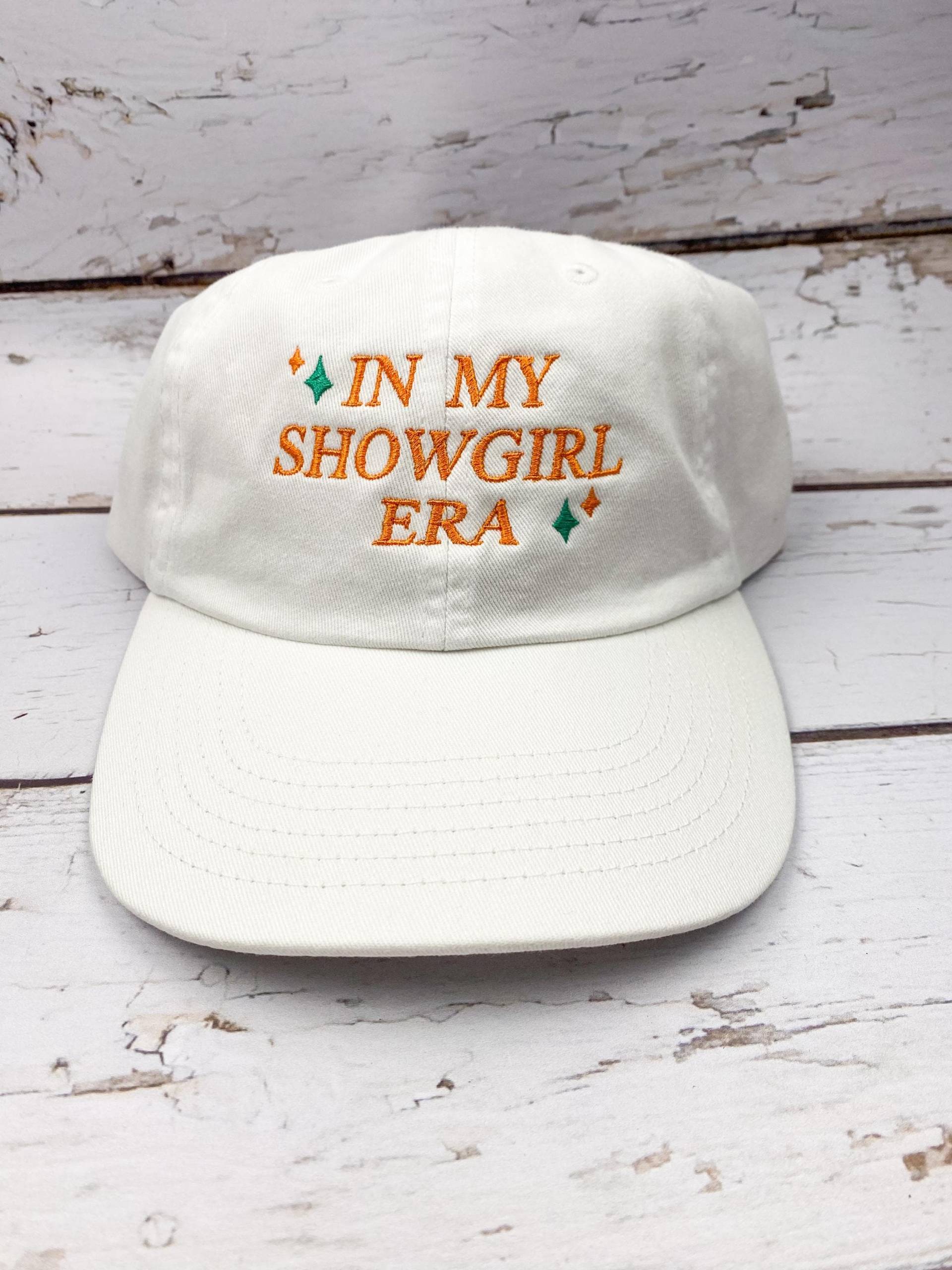 Showgirl Era Relaxed Fit Hut Showgirl Era Relaxed Fit Hut von hatandrabbitemb