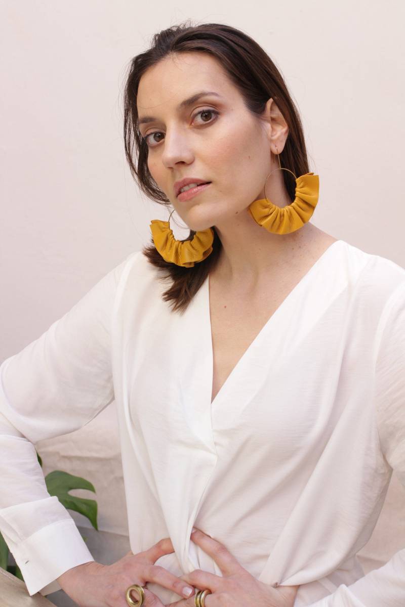 Lederohrringe Im Boho Style, Wunderschöne Und Überraschend Leichte Ohrringe Für Frauen. Große Creolen in Fächerform. Statement Accessoire von havanaflamingo
