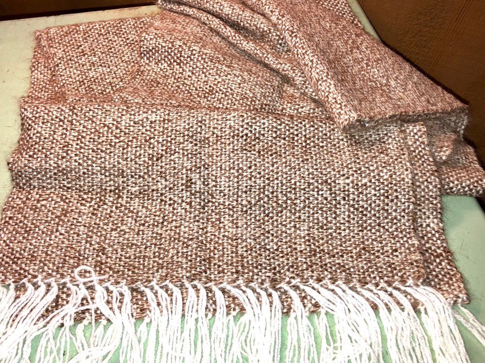 Suri Alpaka Schal - Braun, Creme Mit Goldfaden Suri Alpaka Schal - Braun, Creme Mit Goldfaden von hcalpacas