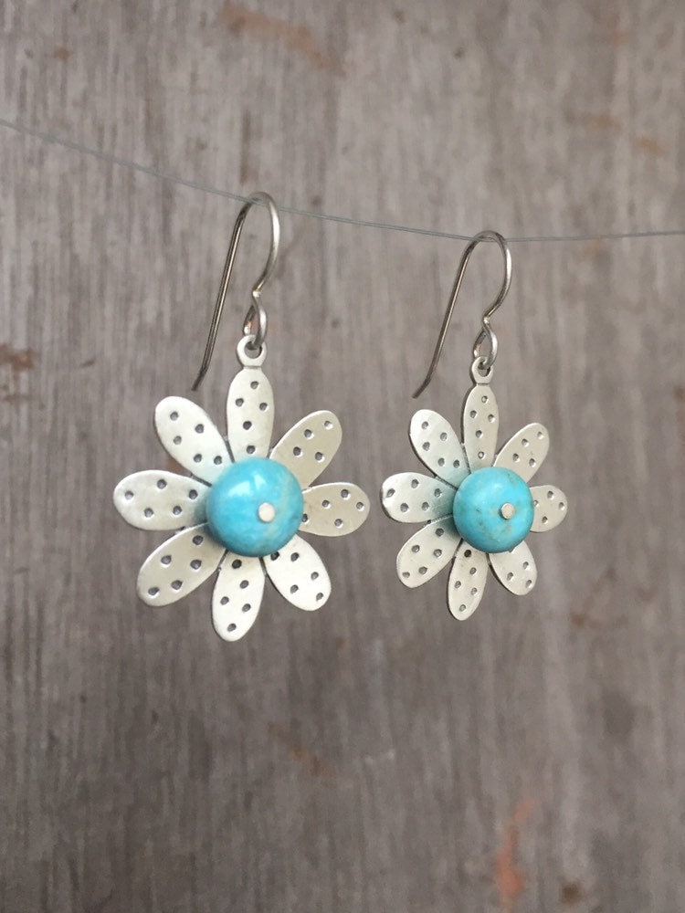 Polka Dot Blumen Ohrringe, Silber Orange Blumen, Handwerker Schmuck, Coral Polka Dot Blumen Ohrringe, Silber Orange Blumen, Handwerker Schmuck, Coral von heartatworkjewelry