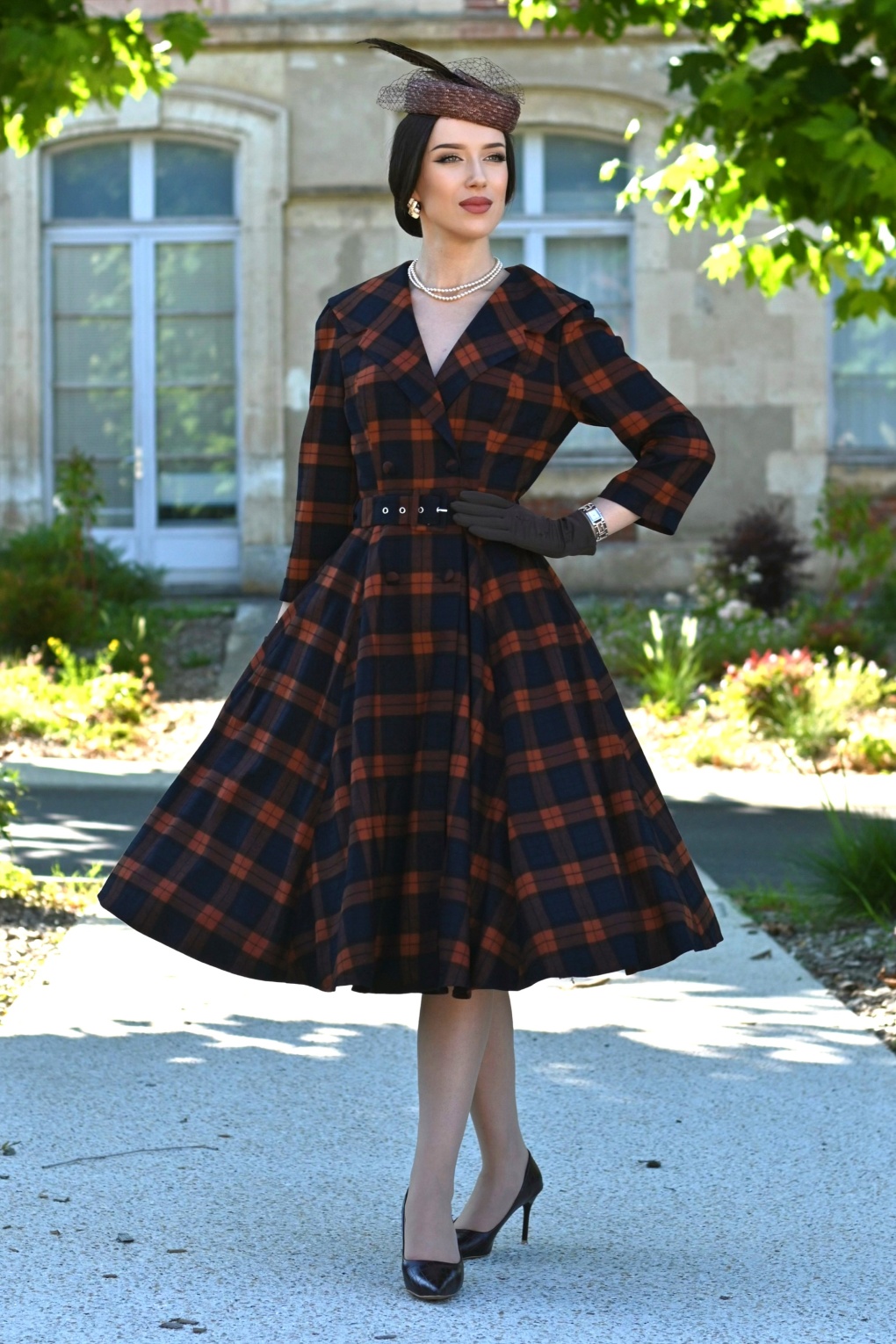 Giselle Tartan Swing Kleid in Rostbraun und Navy Blau Giselle Tartan Swing Kleid in Rostbraun und Navy Blau von hearts & roses