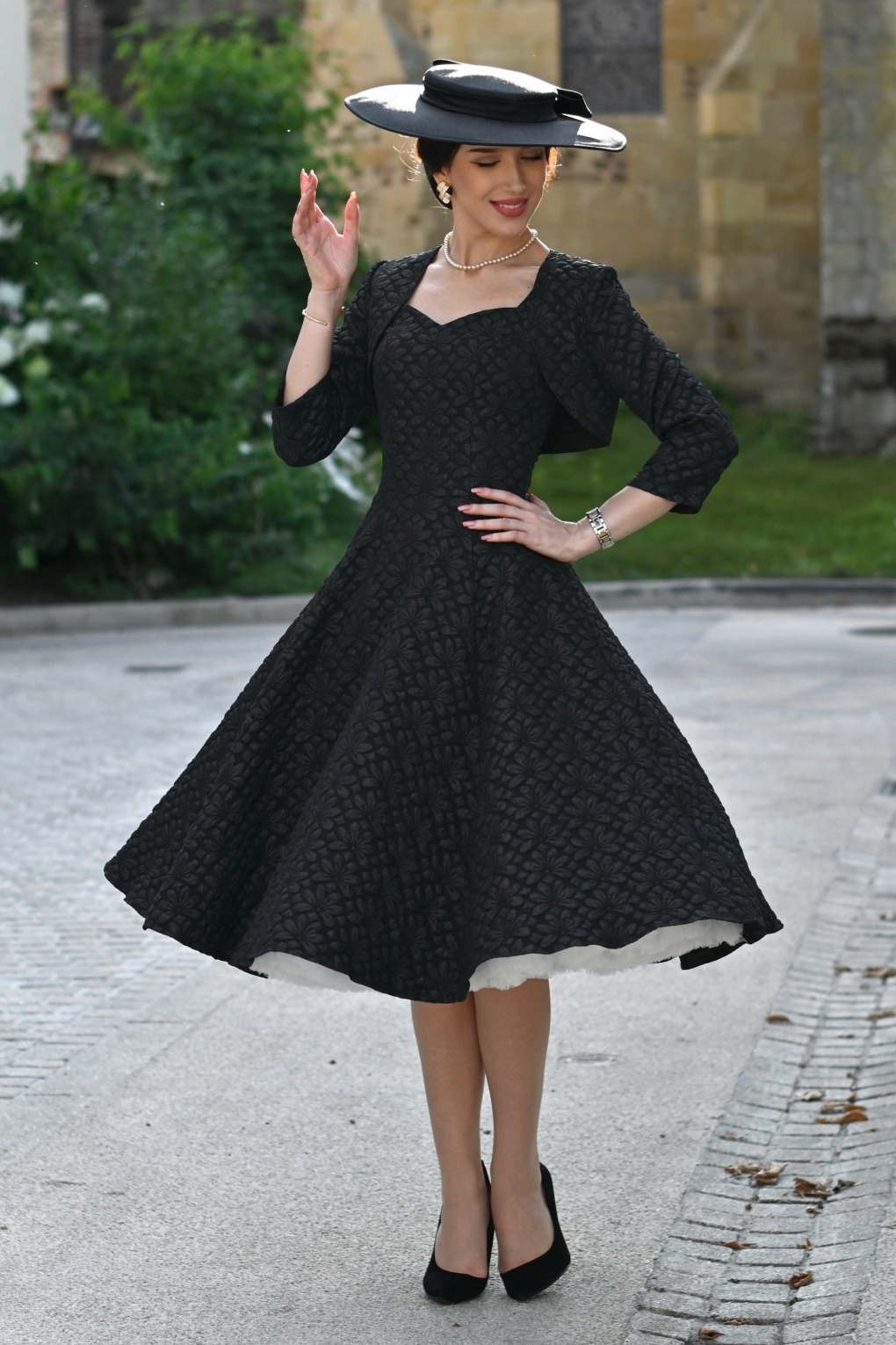 Ramona Swingkleid mit Bolero in Schwarz Ramona Swingkleid mit Bolero in Schwarz von hearts & roses