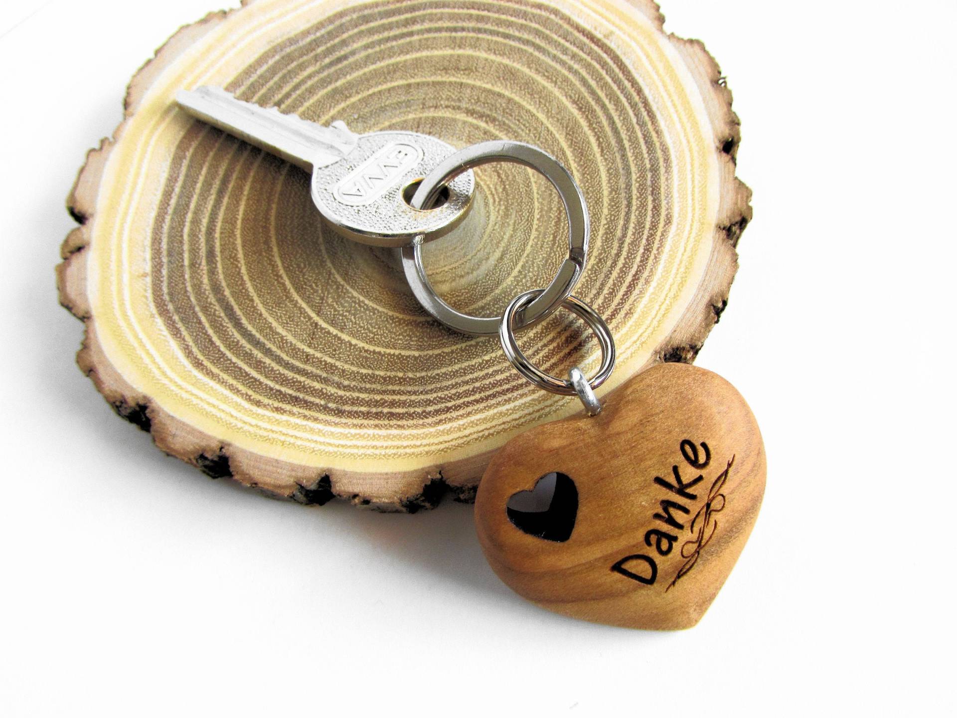 Schlüsselanhänger Herz Holz | Danke Taschenhänger Schlüsselanhänger Herz Holz | Danke Taschenhänger von hebraHolzGeschenke