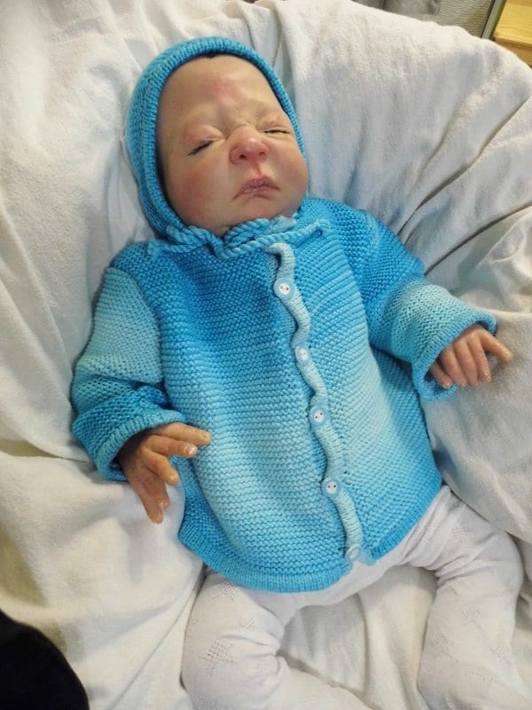 Handgestrickte Frühchengarnitur Gr. 46/50 von heikeskramkiste