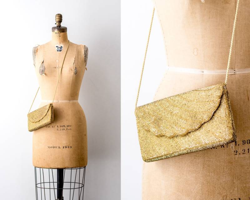 Vintage Gold Perlentasche. 1980Er Abendtasche. Metallisch. 80 Umhängetasche Vintage Gold Perlentasche. 1980Er Abendtasche. Metallisch. 80 Umhängetasche von heirloomen