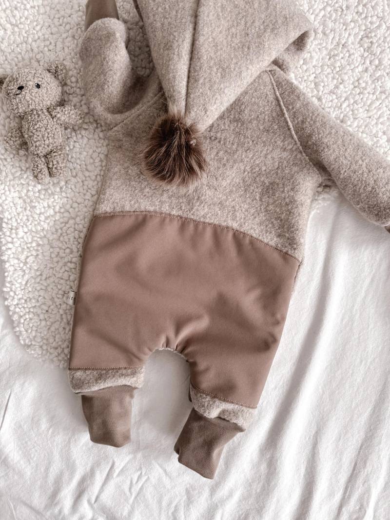 Wollwalkanzug Beige Mit Schutzpatches Für Babys & Kleinkinder | Baby Wollwalkoverall Kinder von hejLittle