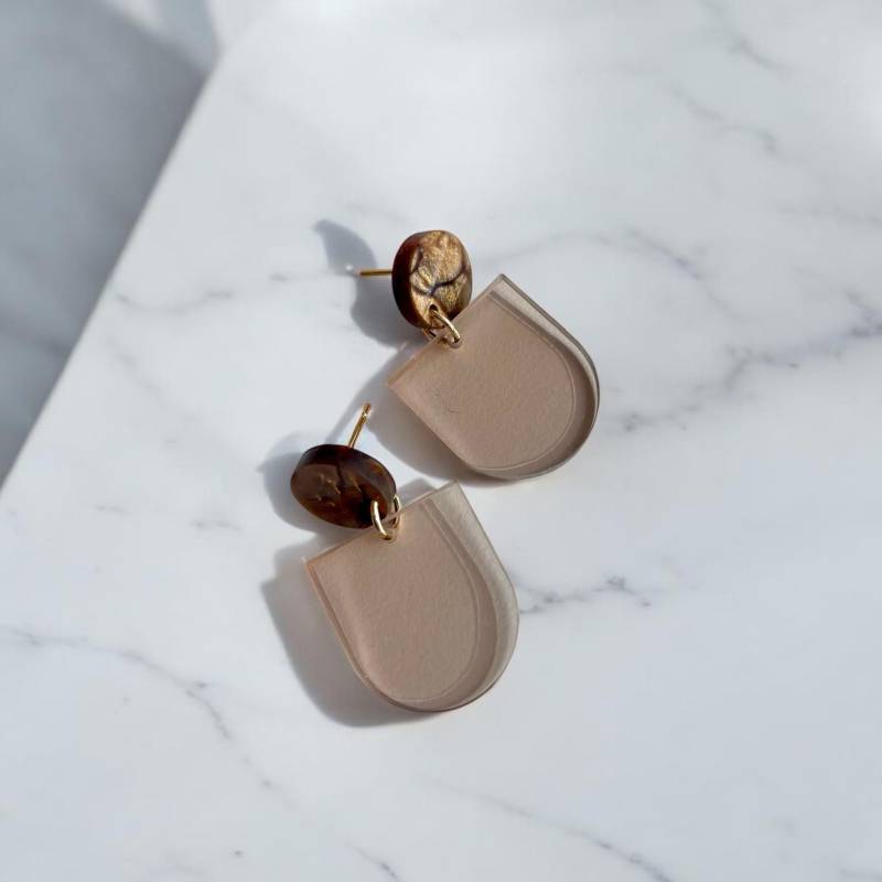 Ohrring »Cora« | Allergikerfreundlich Braun-Marmoriertes Und Braun-Transparentes Acryl Leichte Statement-Ohrringe Schmuck von hejmamie