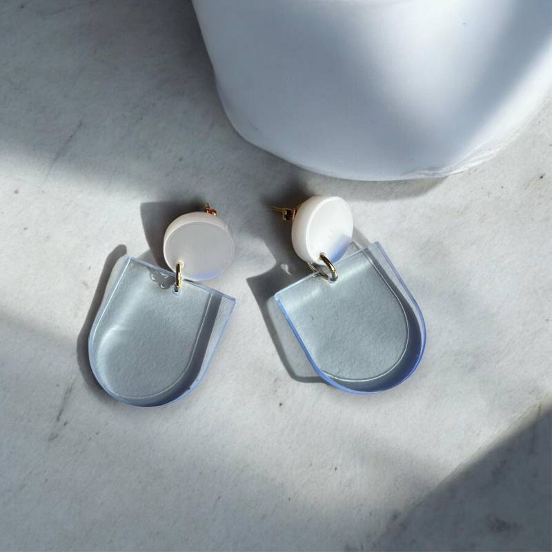 Ohrring »Cora« | Allergikerfreundlich Helles Acryl Metallisch Und Transparent Minimalistisch Leichte Statement-Ohrringe Schmuck von hejmamie