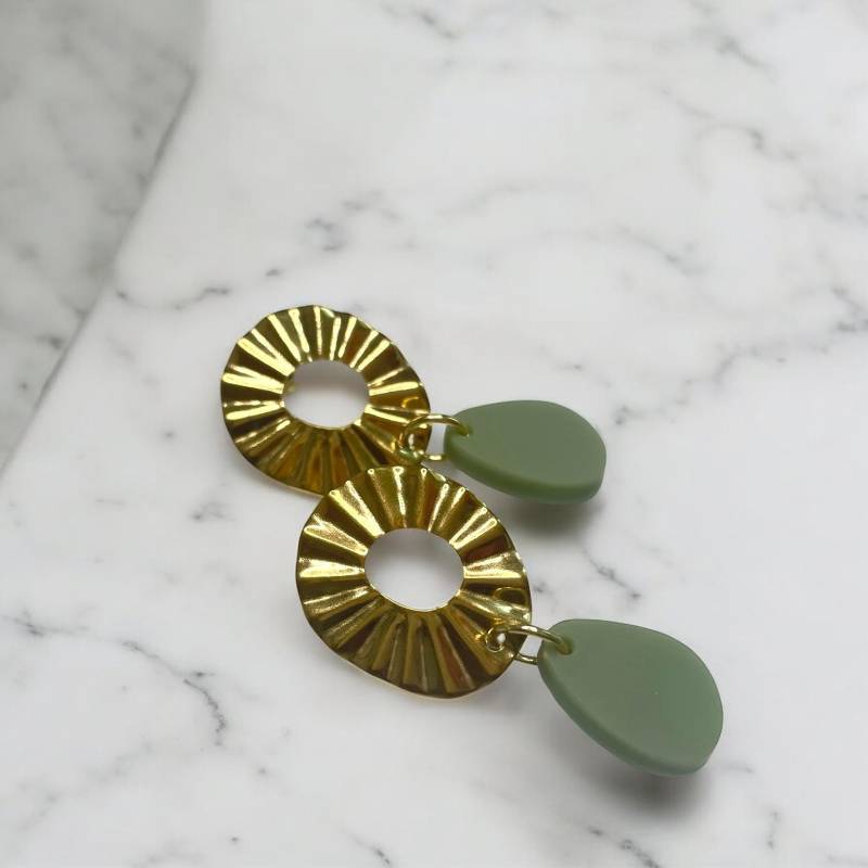 Ohrring »Olivia« | Allergikerfreundlich Messing Vergoldet Olivfarbenes Acryl Leichte Statement-Ohrringe Schmuck Geschenk von hejmamie