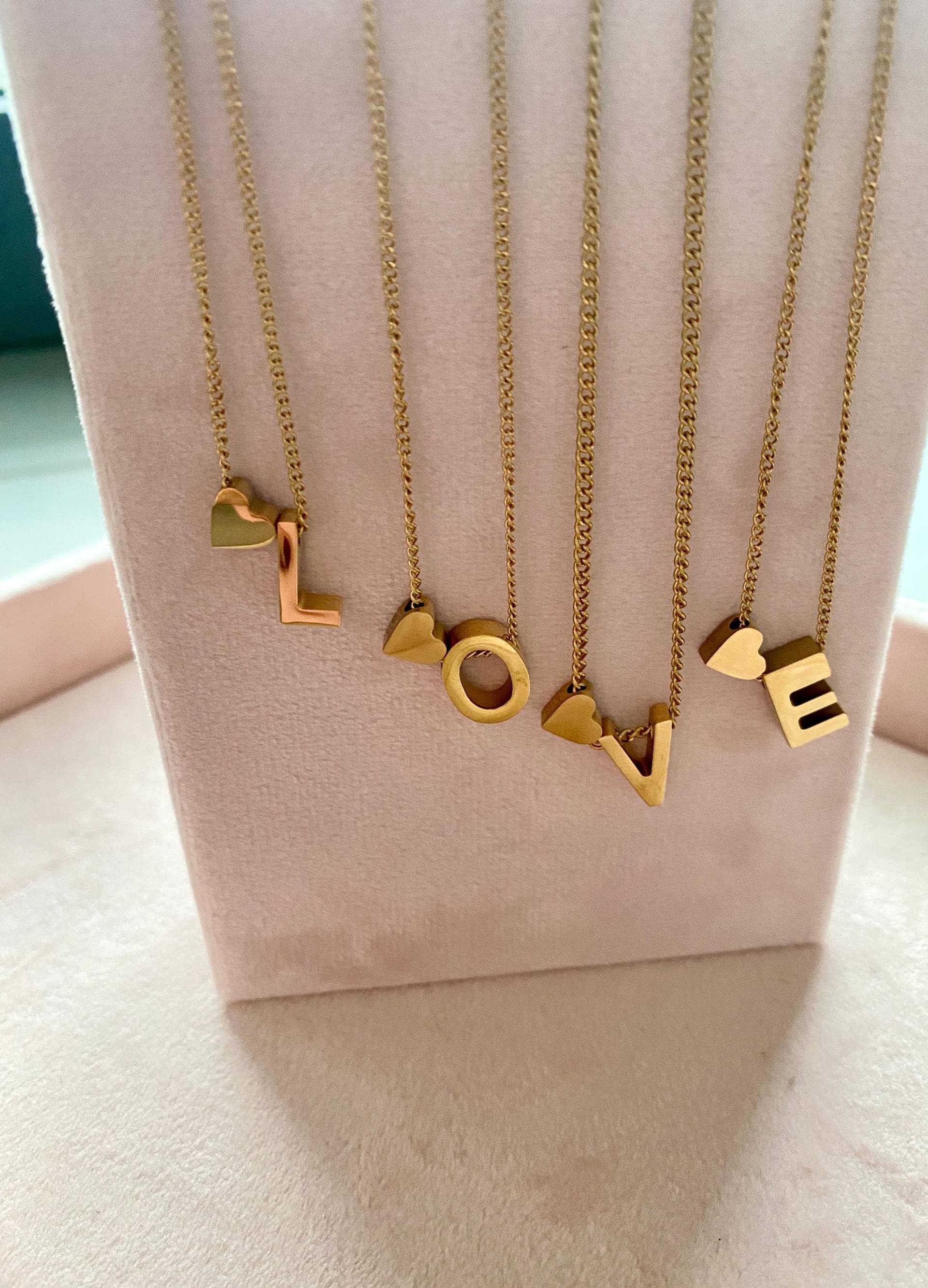 Herz Buchstaben Halskette - Goldkette Mit Initial Personalisiertes Geschenk Zarter Schmuck Für Frauen & Freundin Herz Buchstaben Halskette - Goldkette Mit Initial Personalisiertes Geschenk Zarter Schmuck Für Frauen & Freundin von hejnoa