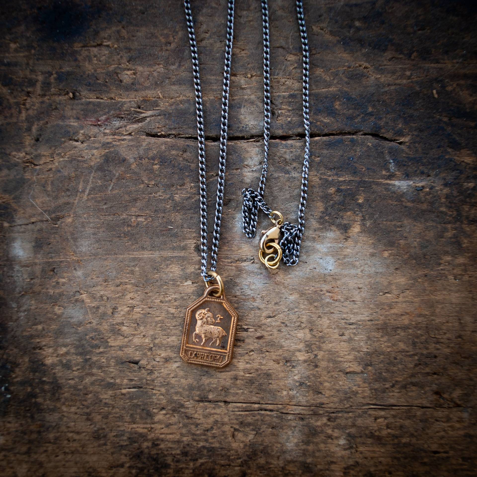 Steinbock Halskette, Sternzeichen Horoskop Herren Anhänger, Schmuck, Halskette Steinbock Halskette, Sternzeichen Horoskop Herren Anhänger, Schmuck, Halskette von henandbear